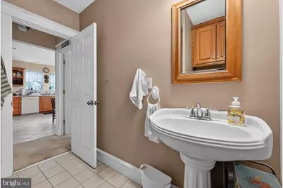 370 W Clayton Avenue, Clayton, NJ 08312 - Photo 18
