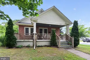 370 W Clayton Ave, Clayton, NJ 08312 - Photo 2