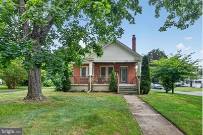 370 W Clayton Avenue, Clayton, NJ 08312 - Photo 1