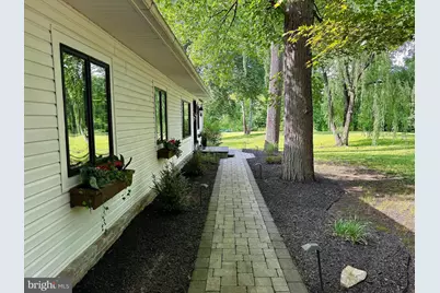 321 Tomlin Station Road, Harrison Township, NJ 08062 - Photo 4