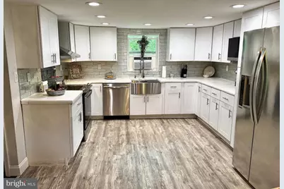 321 Tomlin Station Road, Harrison Township, NJ 08062 - Photo 16