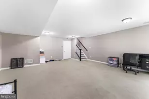 135 Winterberry Way, Woodbury, NJ 08096 - Photo 6
