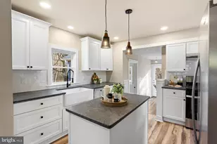 945 Washington Ave, Franklin Township, NJ 08322 - Photo 6