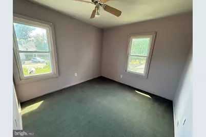 16 Delsea Drive N, Glassboro, NJ 08028 - Photo 10