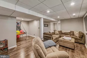 437 Longfellow Dr, Monroe Township, NJ 08094 - Photo 20