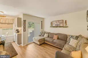 437 Longfellow Dr, Monroe Township, NJ 08094 - Photo 8