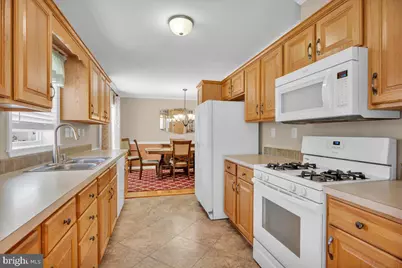 2003 Burlington Circle, Monroe Township, NJ 08094 - Photo 10