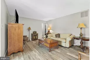 12 Chelsea Ct, Sewell, NJ 08080 - Photo 2