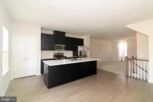 31 Roundstone Run, Swedesboro, NJ 08085 - Photo 1