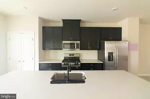 31 Roundstone Run, Swedesboro, NJ 08085 - Photo 16