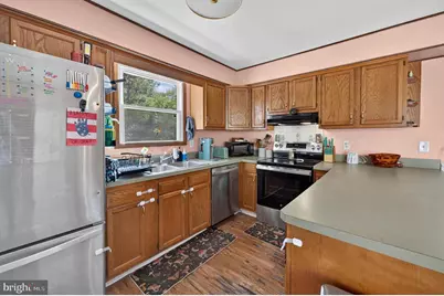 555 Pennsylvania Avenue, Franklin Township, NJ 08322 - Photo 8
