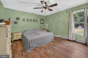555 Pennsylvania Ave, Franklin Township, NJ 08322 - Photo 10