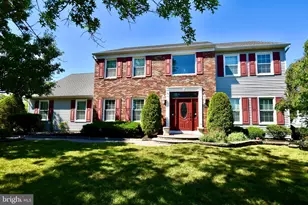 24 Jamie Dr, Sewell, NJ 08080 - Photo 2