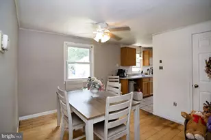1662 Victory Ave, Monroe Township, NJ 08094 - Photo 4