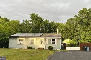 1662 Victory Ave, Monroe Township, NJ 08094 - Photo 1