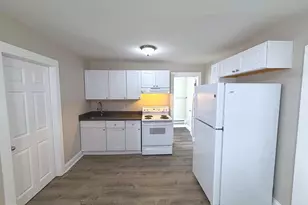 108 W Buck St, Paulsboro, NJ 08066 - Photo 2