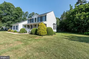16 Joshua Ct, Franklin Township, NJ 08322 - Photo 4