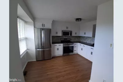 7 Redwood Court, Glassboro, NJ 08028 - Photo 2