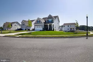 17 Sequoia Ct, Monroe Township, NJ 08094 - Photo 4