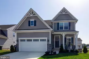 17 Sequoia Ct, Monroe Township, NJ 08094 - Photo 1