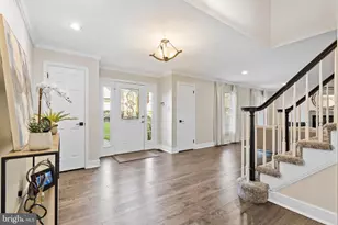 915 Gray Fox Cir, Sewell, NJ 08080 - Photo 6