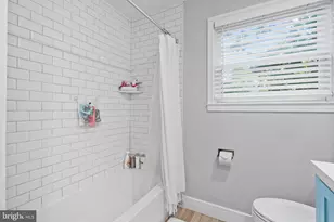 915 Gray Fox Cir, Sewell, NJ 08080 - Photo 36