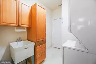 261 Heritage Way, Woodbury, NJ 08096 - Photo 12