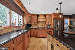 9 Rittenhouse Square, Sicklerville, NJ 08081 - Photo 14