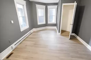 437 W Broad St, Paulsboro, NJ 08066 - Photo 12