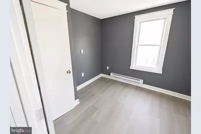 437 W Broad Street, Paulsboro, NJ 08066 - Photo 10