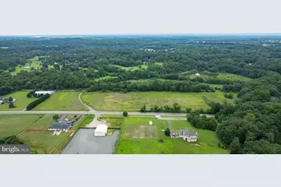 555 Woodstown Rd, Swedesboro, NJ 08085 - Photo 8