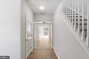33 Hopkins St, Woodbury, NJ 08096 - Photo 2