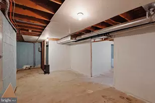 33 Hopkins St, Woodbury, NJ 08096 - Photo 32