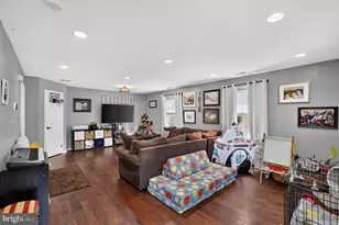 609 Quincy Ct, Glassboro, NJ 08028 - Photo 4