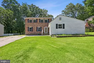 831 Laurel St, Blackwood, NJ 08012 - Photo 2