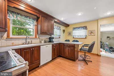831 Laurel Street, Blackwood, NJ 08012 - Photo 10