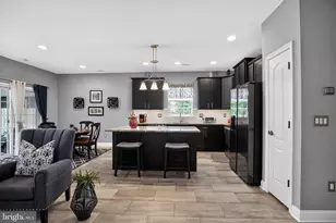 174 Cottage Gate Cir, Sewell, NJ 08080 - Photo 8