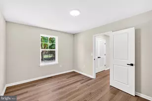 69 Main St, Logan Township, NJ 08014 - Photo 12