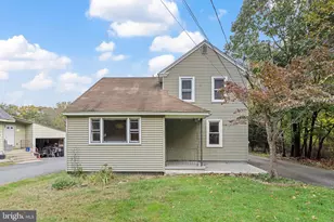 961 Main St, Sewell, NJ 08080 - Photo 2