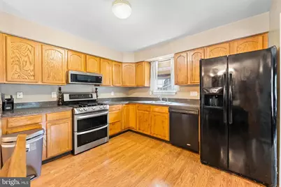 975 Lindsey Drive, Woodbury, NJ 08096 - Photo 2