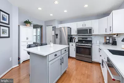 351 W Crossing Drive, East Greenwich Township, NJ 08061 - Photo 18