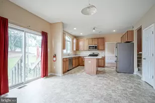 809 Galleria Dr, Monroe Township, NJ 08094 - Photo 16