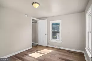 28 W Monroe St, Paulsboro, NJ 08066 - Photo 14