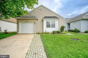 627 Barbados Dr, Monroe Township, NJ 08094 - Photo 4