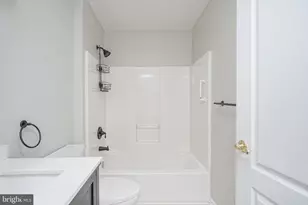 627 Barbados Dr, Monroe Township, NJ 08094 - Photo 22