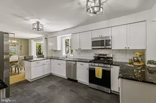 33 Gray Birch Rd, Washington Township, NJ 08012 - Photo 4