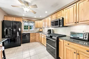 44 Hollybrook Dr, Sewell, NJ 08080 - Photo 8