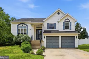 44 Hollybrook Dr, Sewell, NJ 08080 - Photo 1