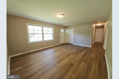 107 N Green Street, Clayton, NJ 08312 - Photo 2
