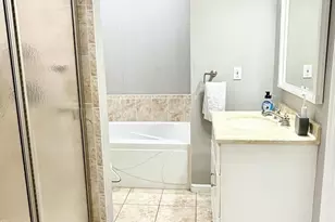 524 Denise Ct, Monroe Township, NJ 08094 - Photo 12